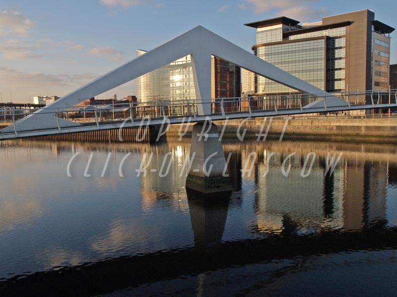 01.02.2012 Glasgow River 520 mod1.jpg